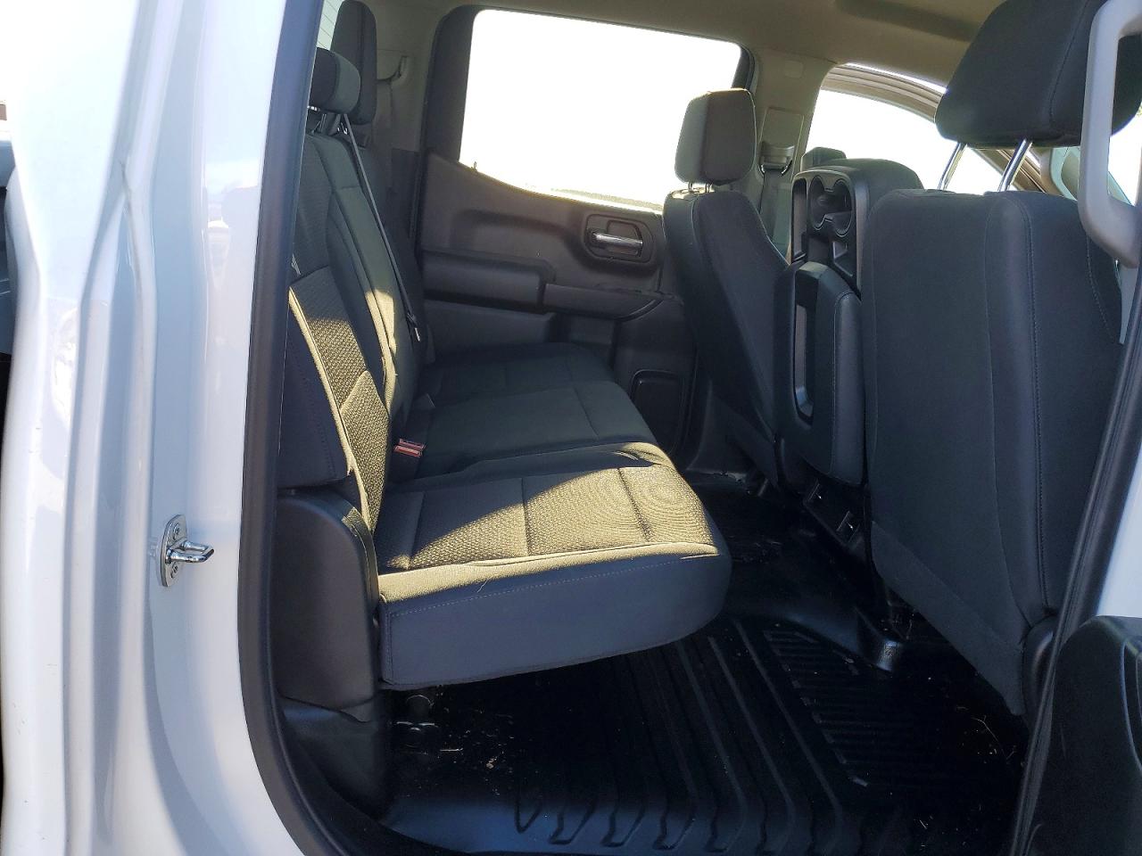 2023 CHEVROLET SILVERADO K1500 photo 28