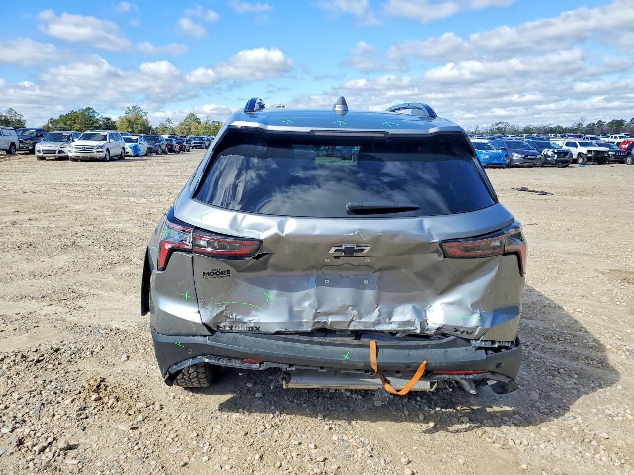2026 CHEVROLET EQUINOX ACTIV photo 11