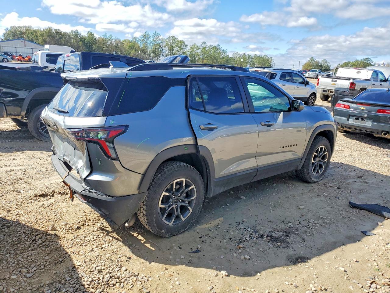 2026 CHEVROLET EQUINOX ACTIV photo 5