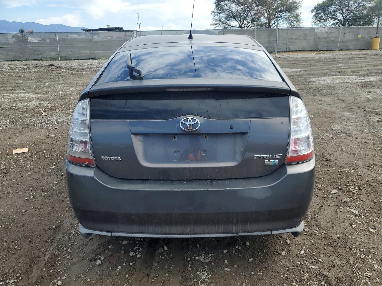 2007 TOYOTA PRIUS photo 6