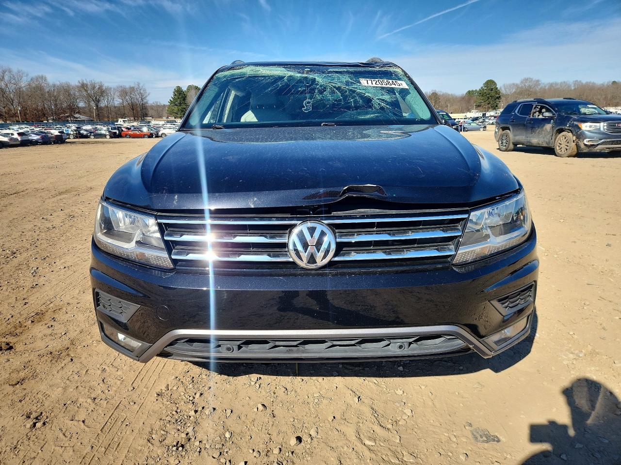 2021 VOLKSWAGEN TIGUAN SE photo 5