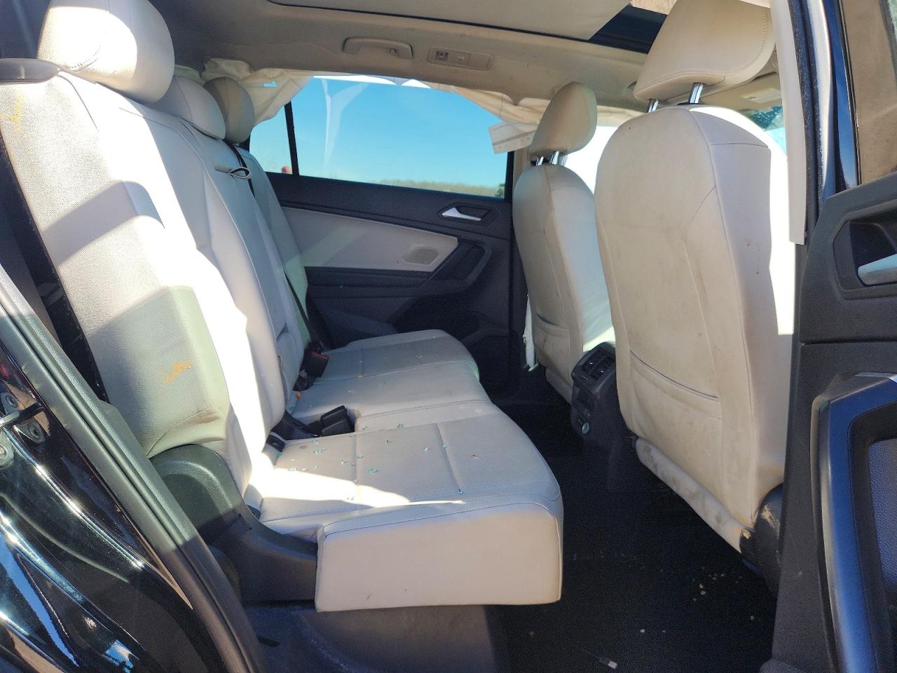 2021 VOLKSWAGEN TIGUAN SE photo 11