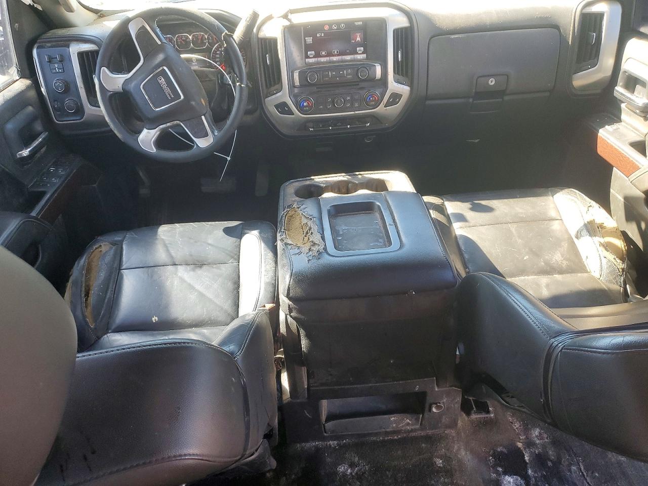 2015 GMC SIERRA K2500 SLE photo 15