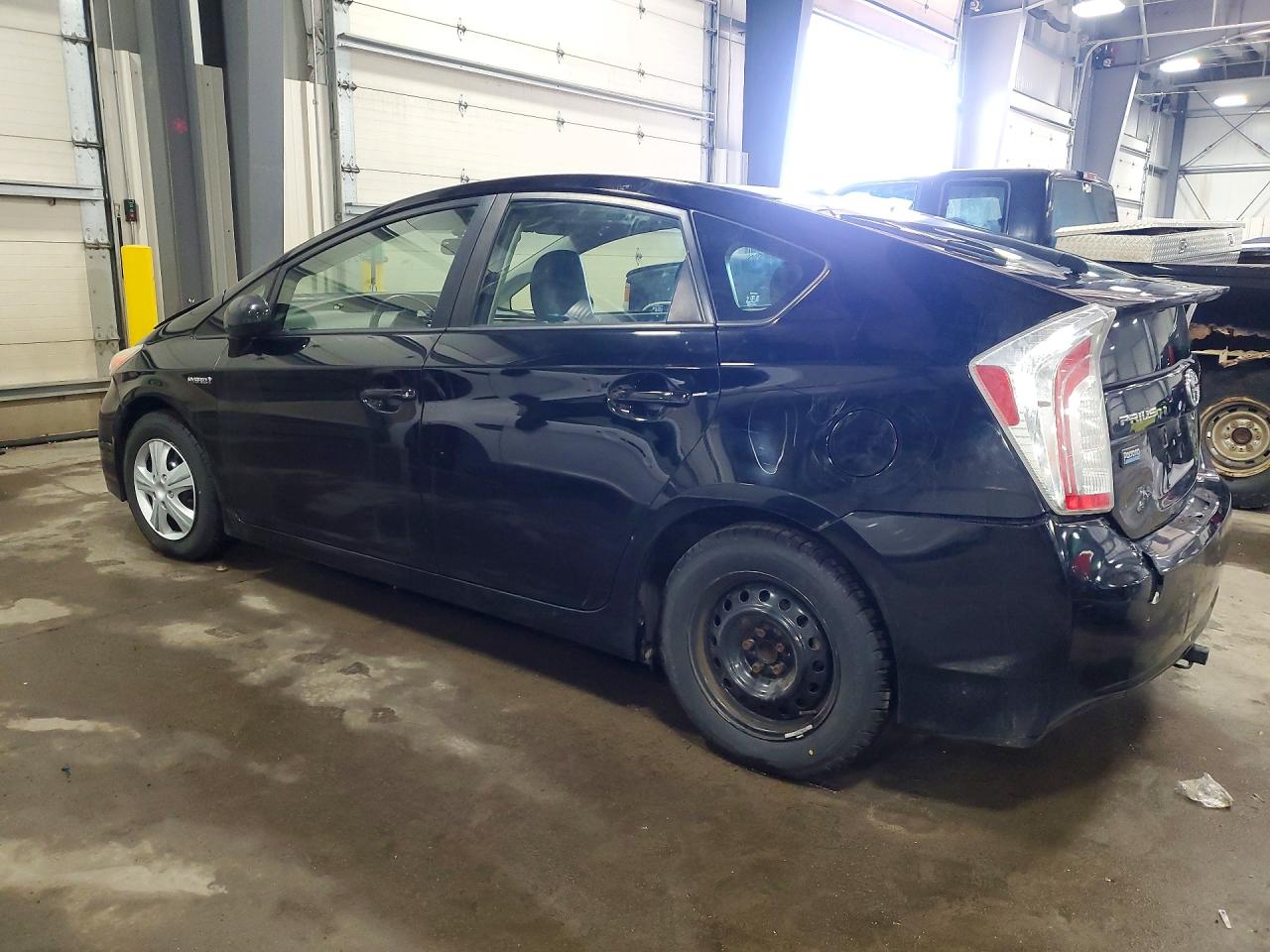2013 TOYOTA PRIUS PERSONA SERIES SE photo 4