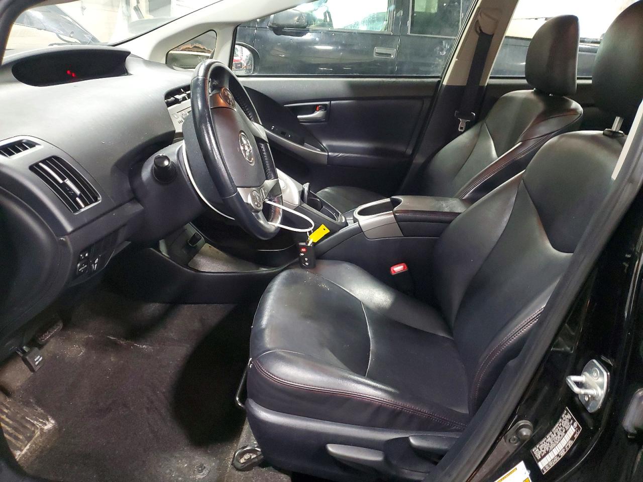 2013 TOYOTA PRIUS PERSONA SERIES SE photo 19