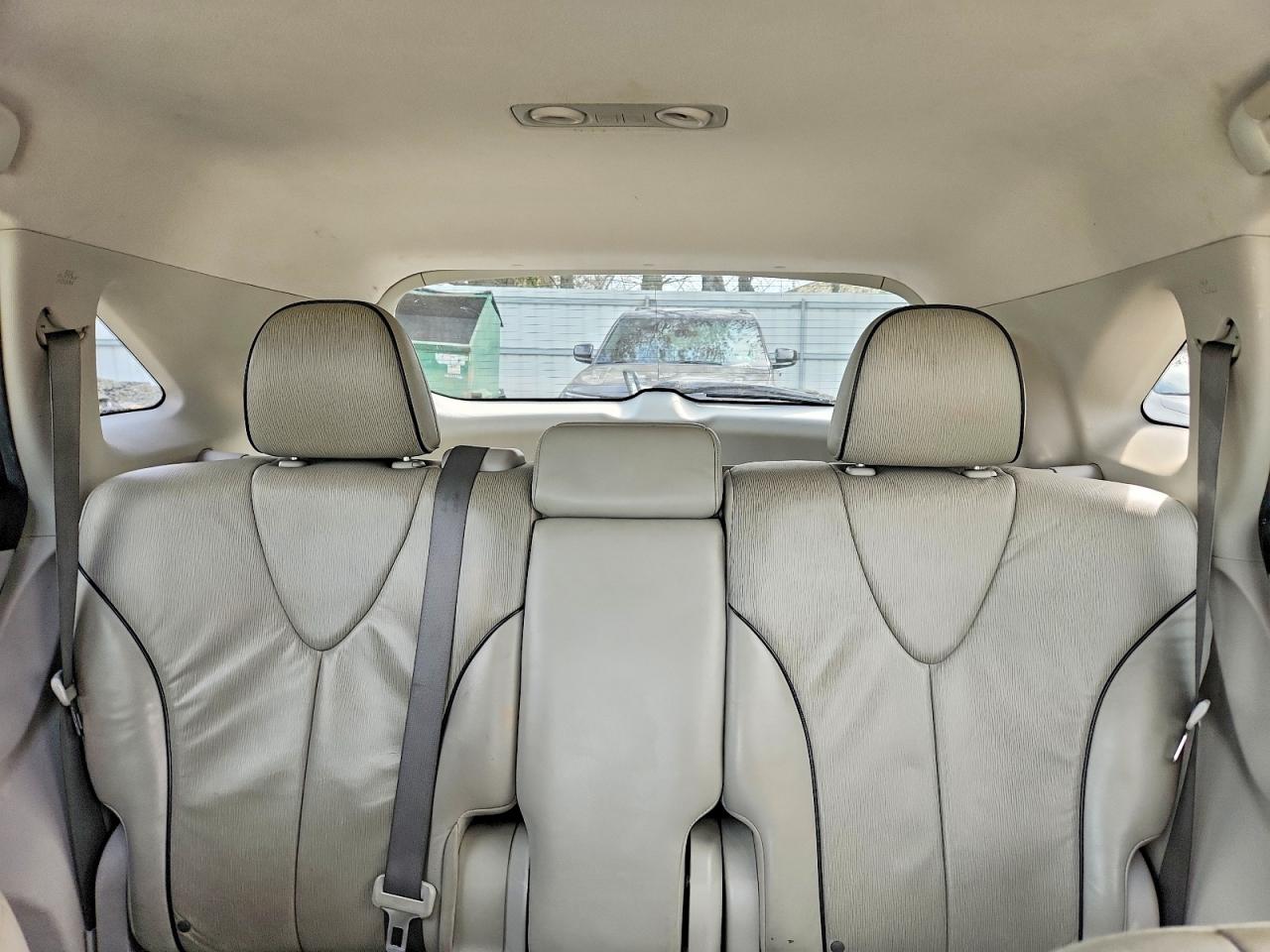 2010 TOYOTA VENZA AWD V6 photo 19