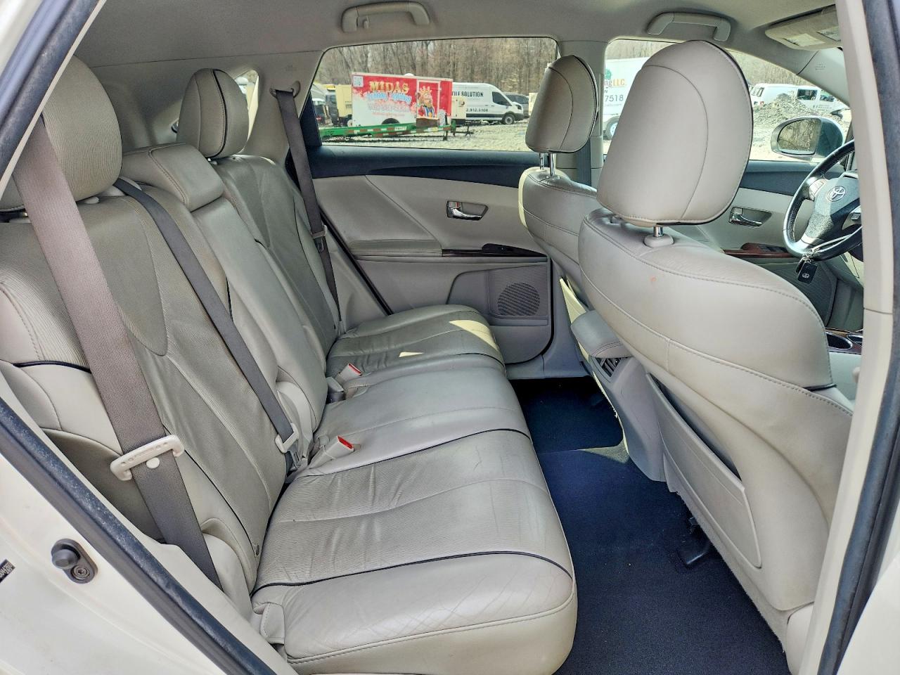 2010 TOYOTA VENZA AWD V6 photo 21