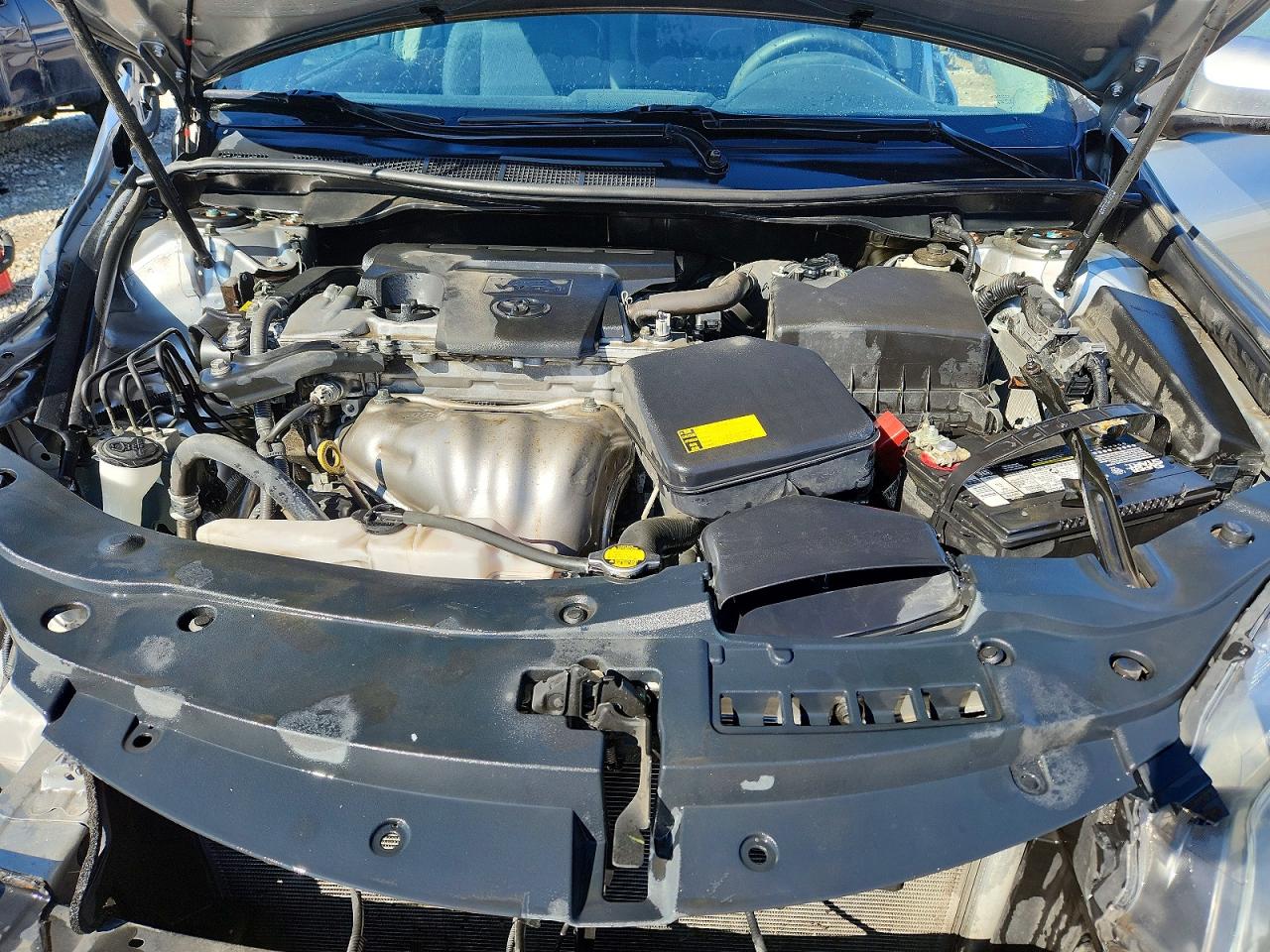 2015 TOYOTA CAMRY SE photo 21