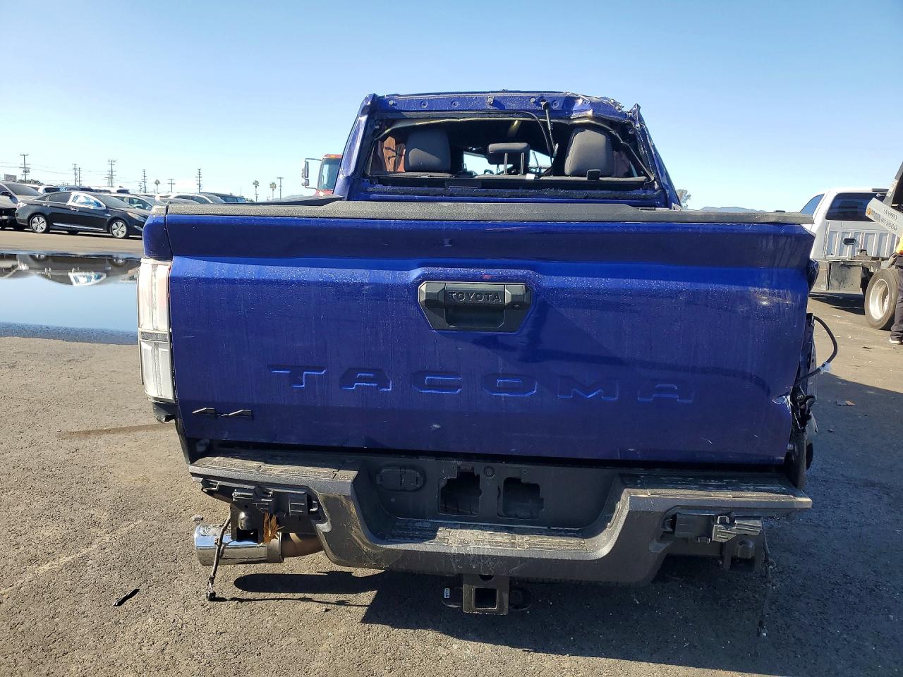 2025 TOYOTA TACOMA DOUBLE CAB photo 16