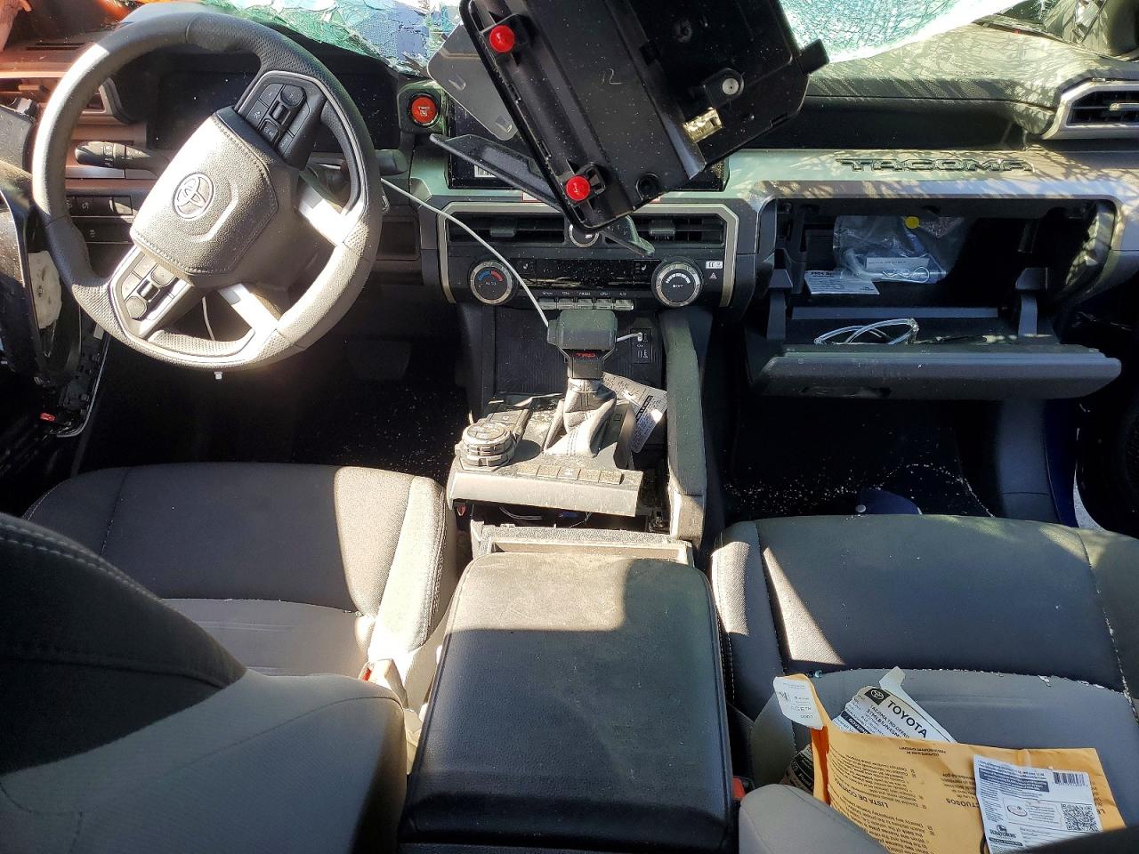 2025 TOYOTA TACOMA DOUBLE CAB photo 22