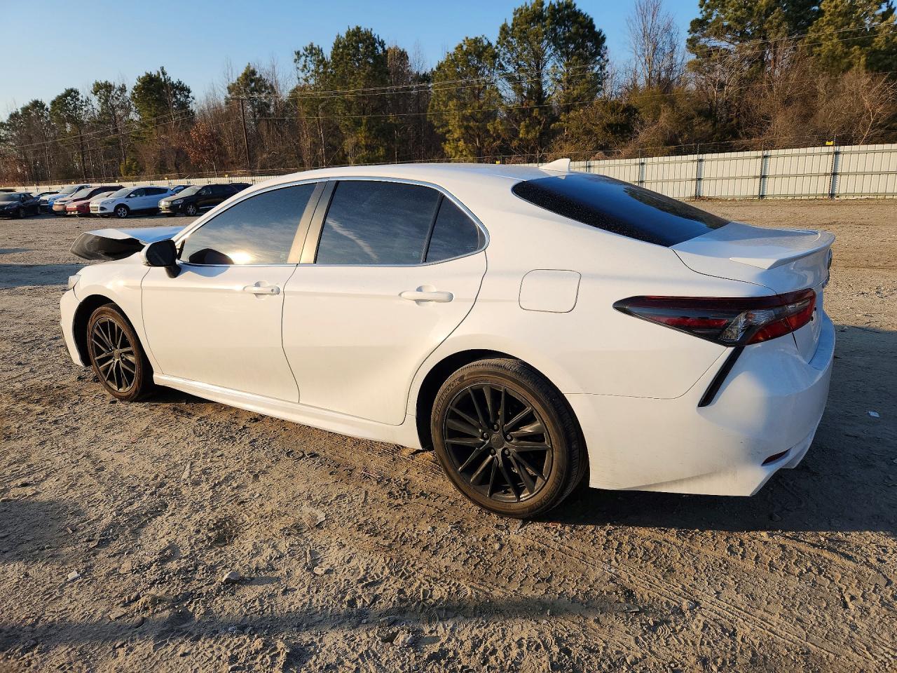 2024 TOYOTA CAMRY SE NIGHT SHADE photo 3