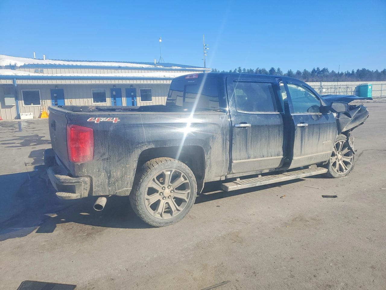 2017 CHEVROLET SILVERADO K1500 HIGH COUNTRY photo 3