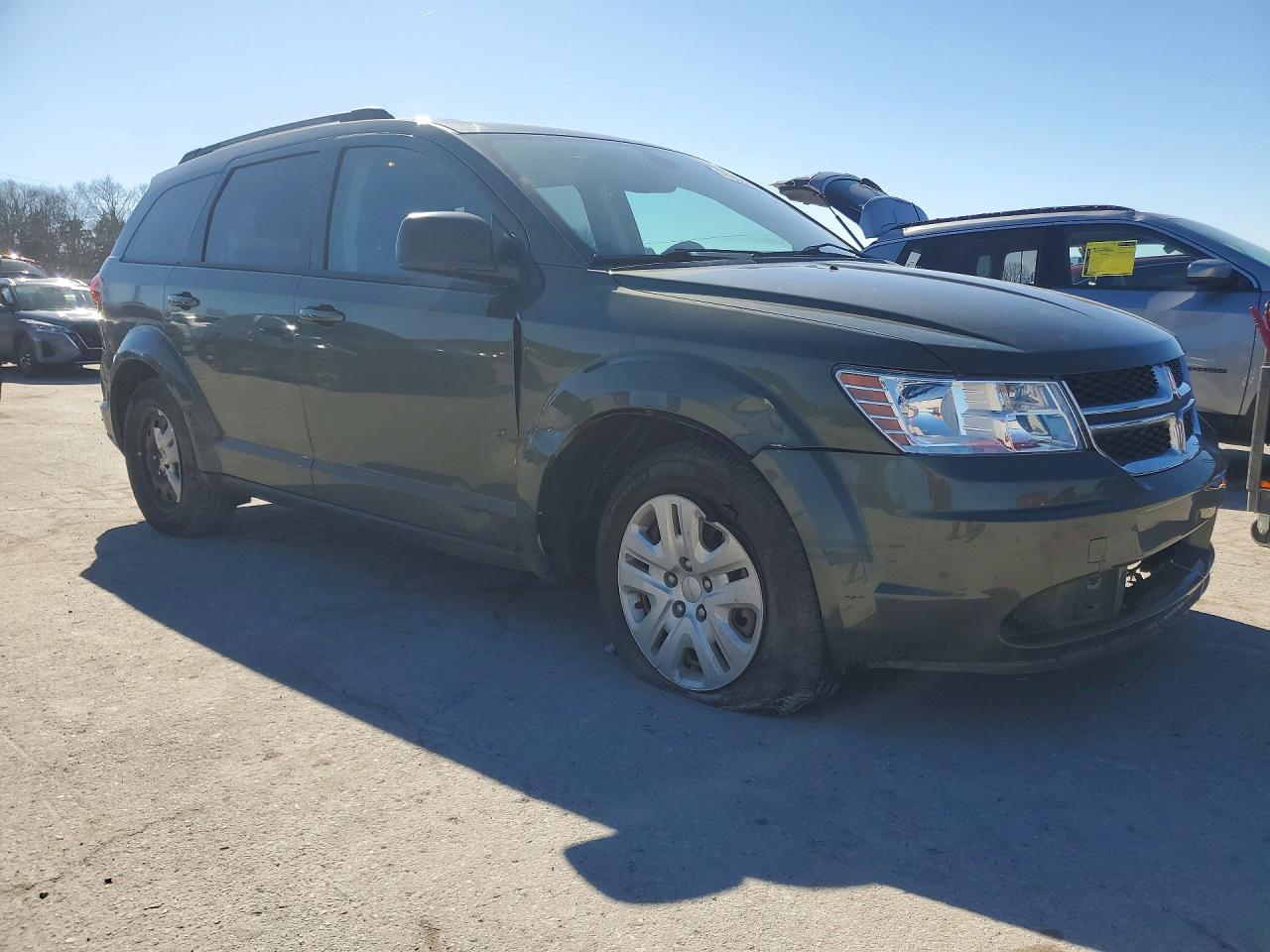2018 DODGE JOURNEY SE photo 4