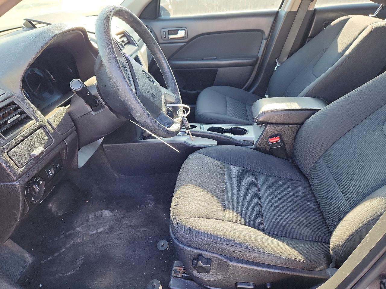 2012 FORD FUSION SE photo 19