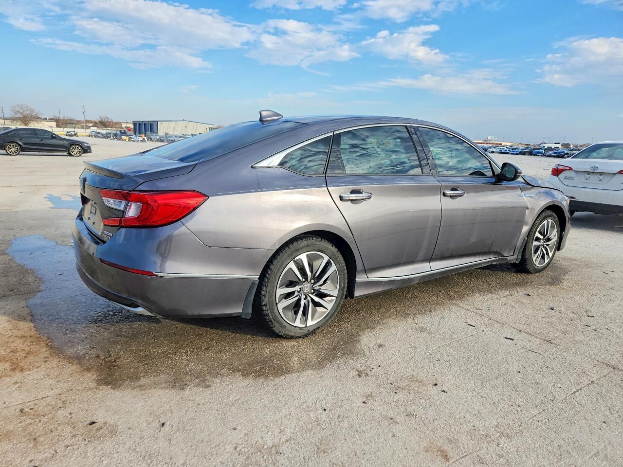 2020 HONDA ACCORD TOURING HYBRID photo 5