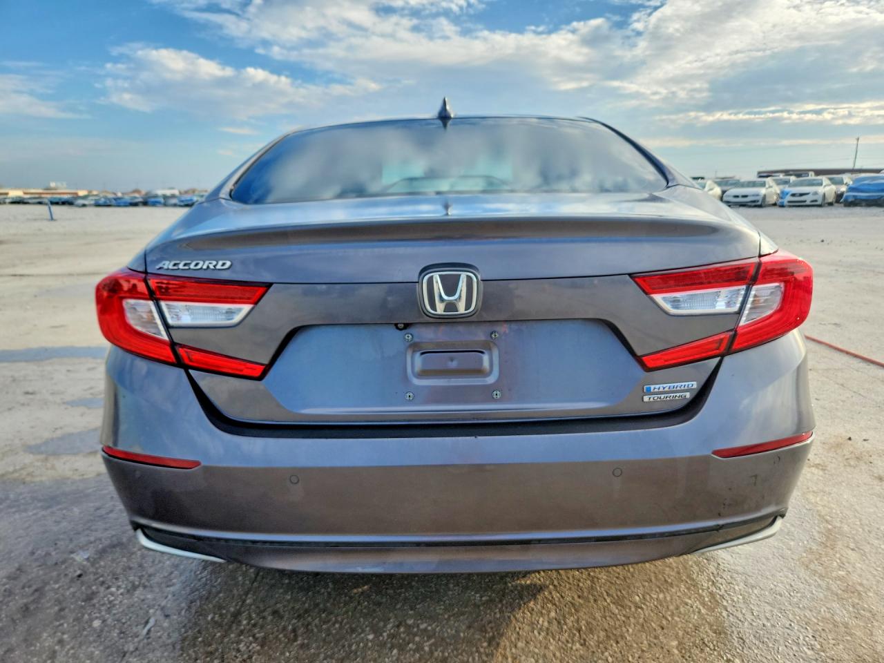 2020 HONDA ACCORD TOURING HYBRID photo 11