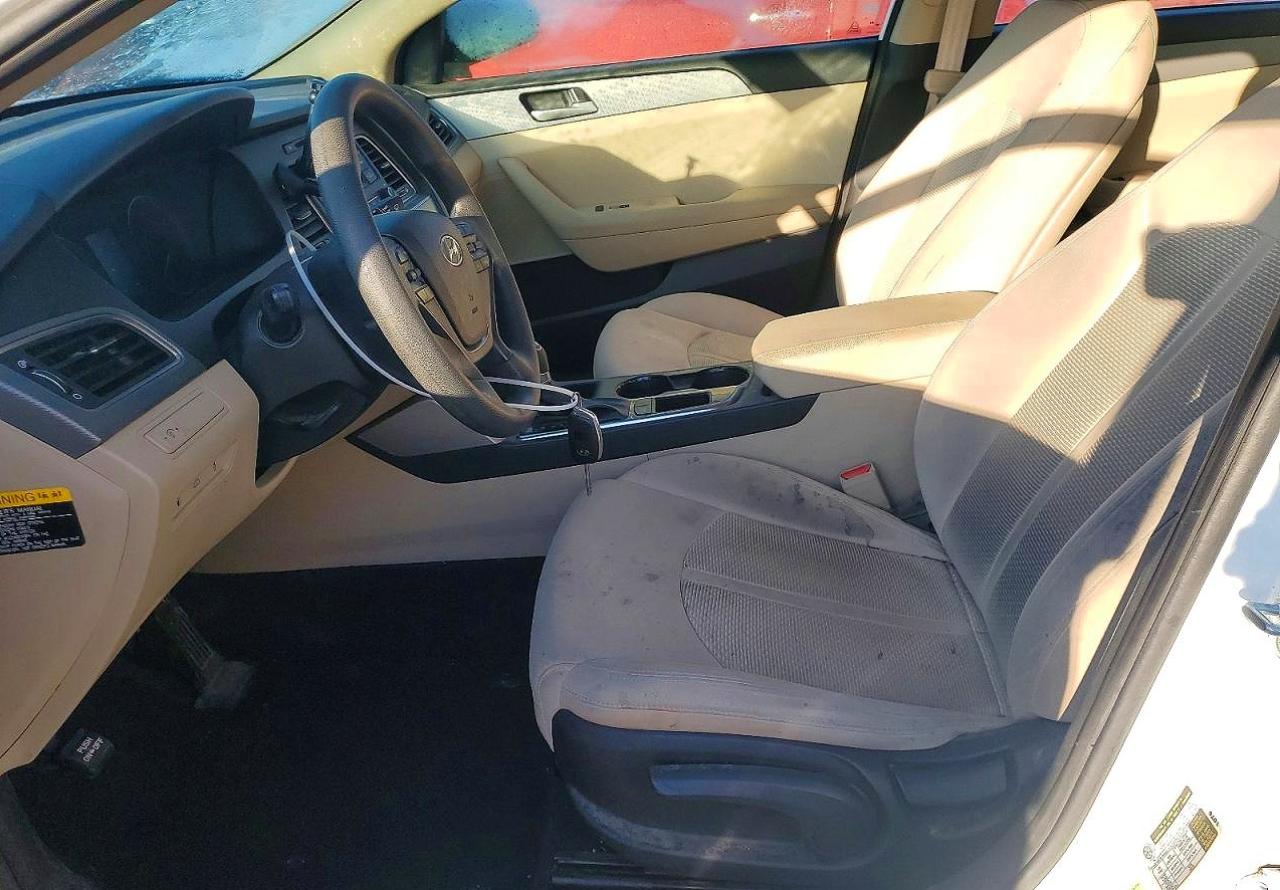 2015 HYUNDAI SONATA SE photo 13