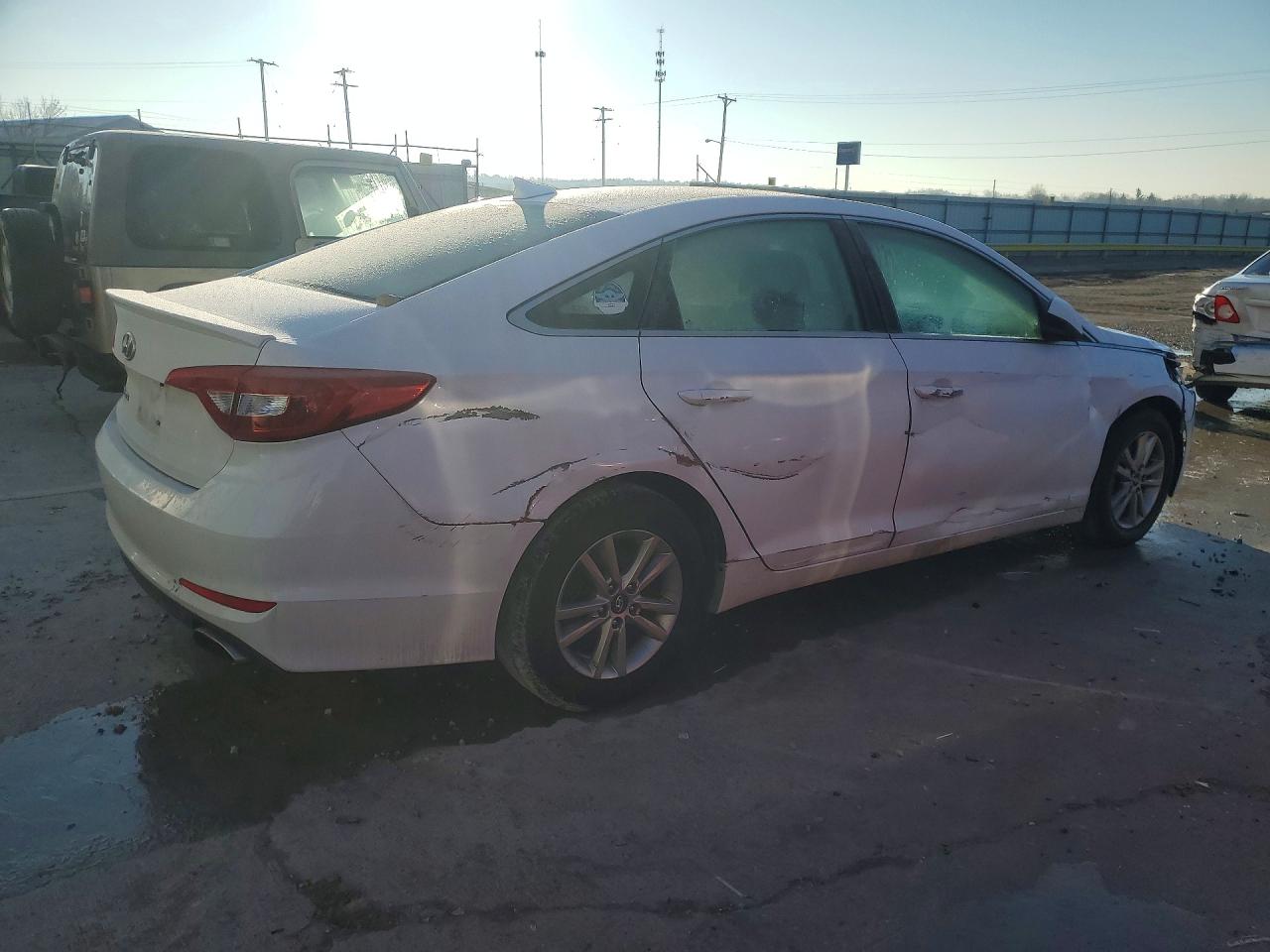 2015 HYUNDAI SONATA SE photo 5