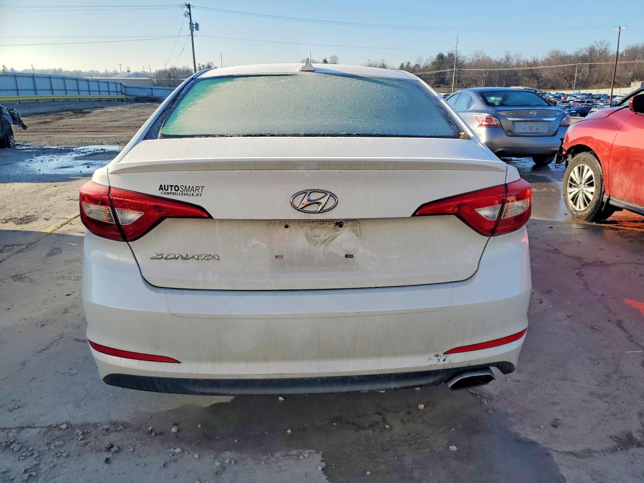 2015 HYUNDAI SONATA SE photo 11