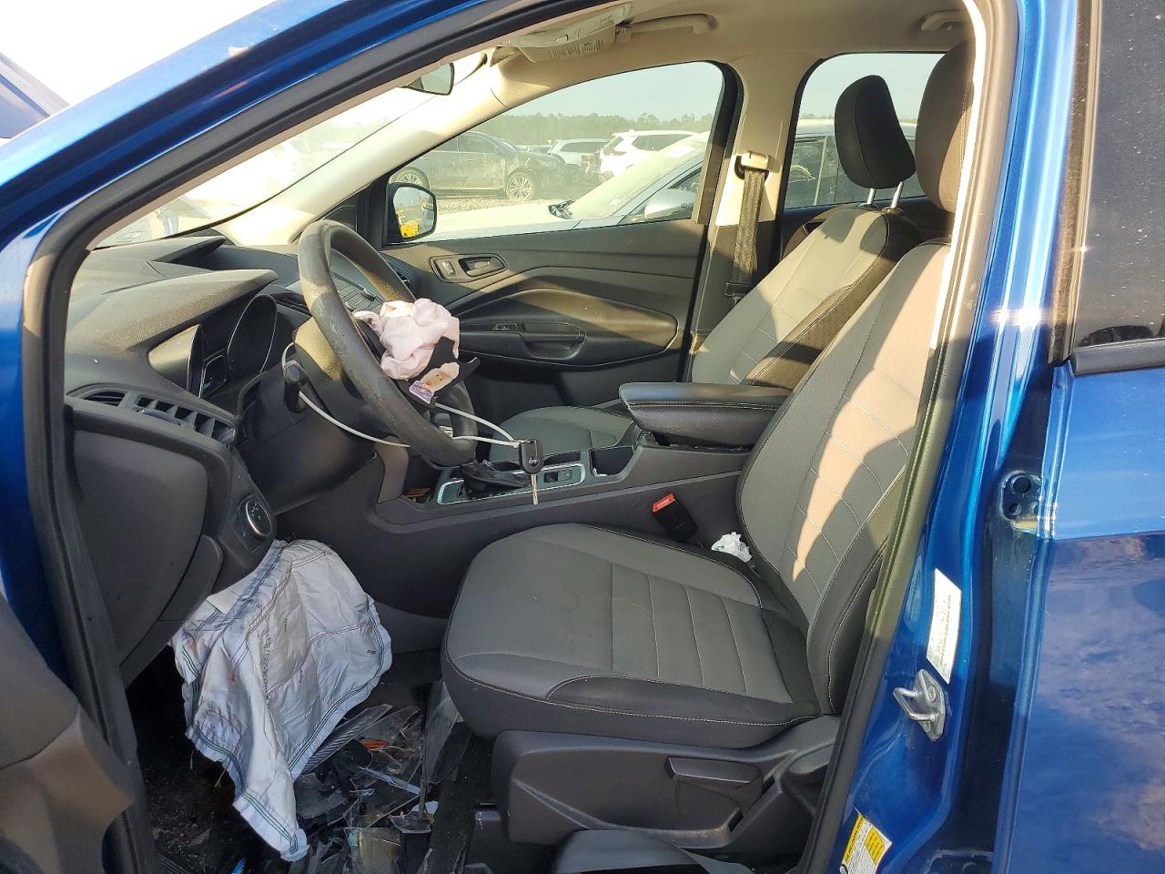 2019 FORD ESCAPE photo 25