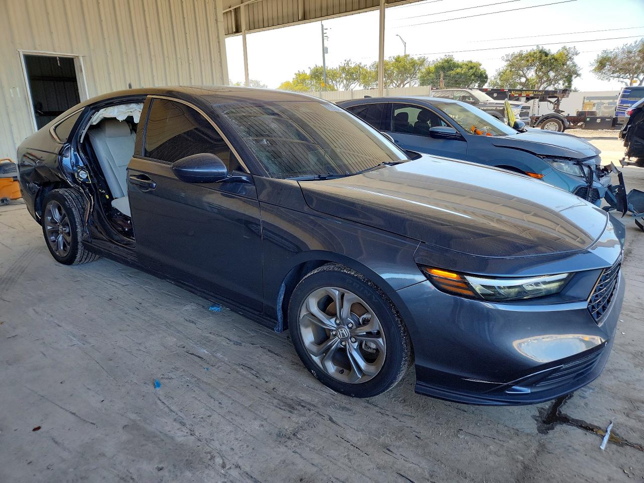 2024 HONDA ACCORD EX photo 7