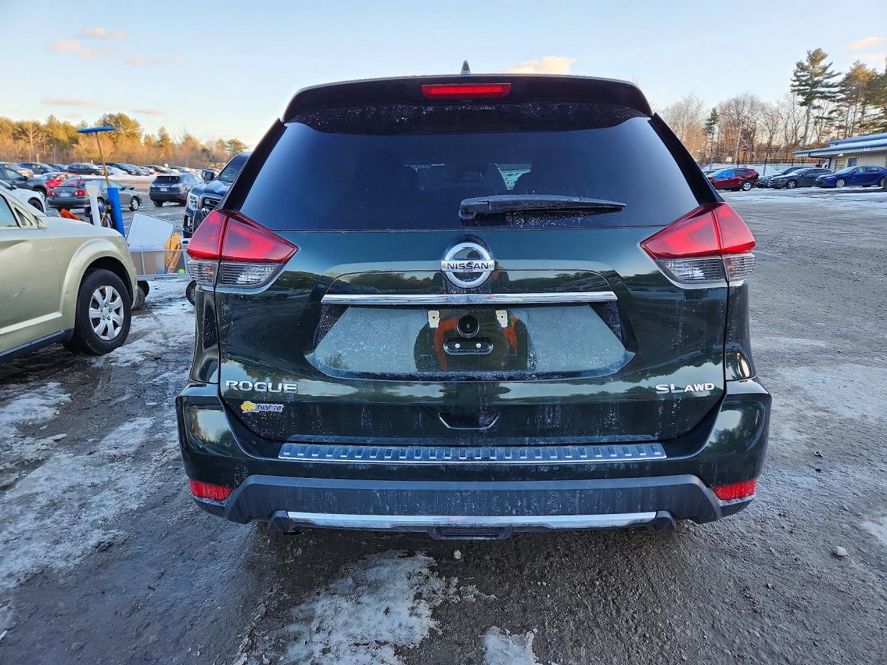 2018 NISSAN ROGUE S photo 11