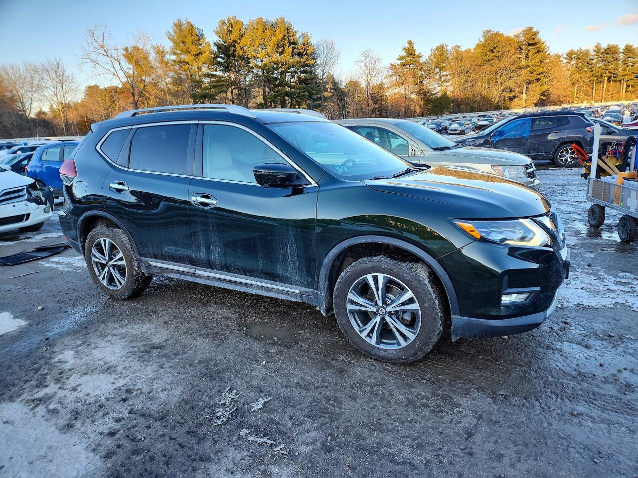 2018 NISSAN ROGUE S photo 7