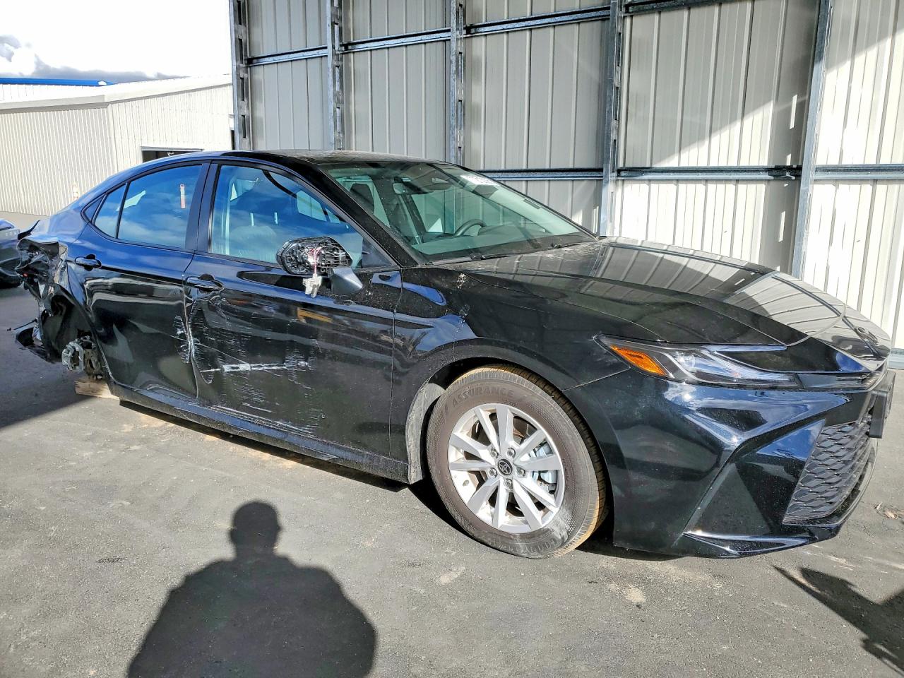 2025 TOYOTA CAMRY LE photo 10