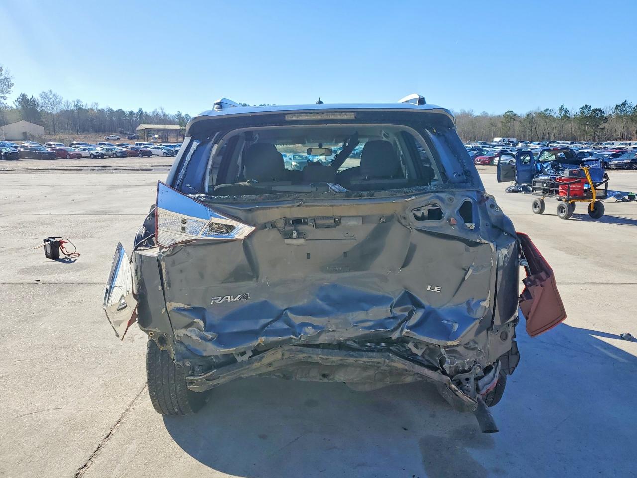 2015 TOYOTA RAV4 LE photo 11