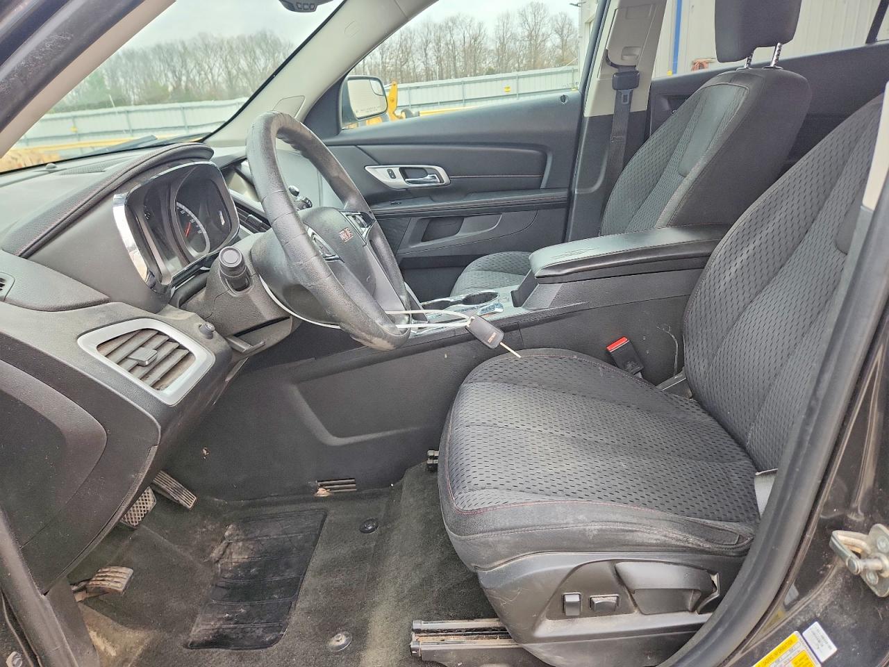 2013 GMC TERRAIN SLE photo 13