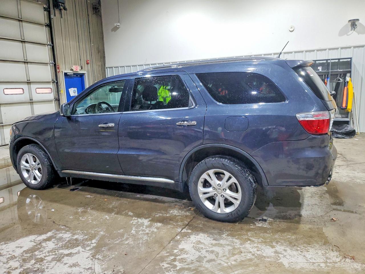 2013 DODGE DURANGO CREW photo 3