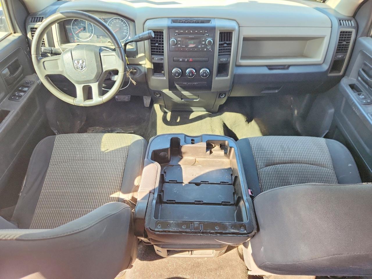 2011 DODGE RAM 1500 photo 15