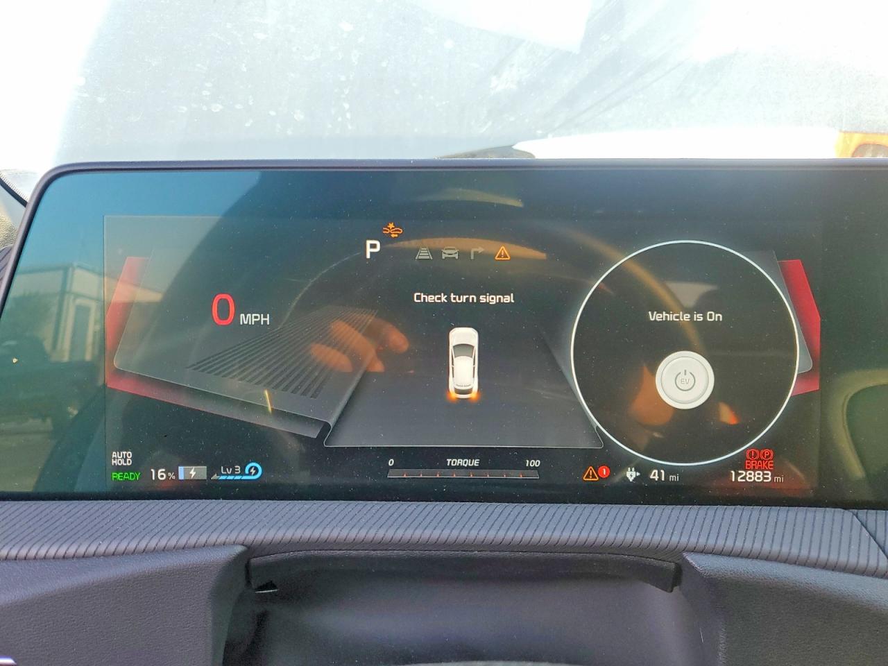 2024 KIA EV6 GT LINE photo 9