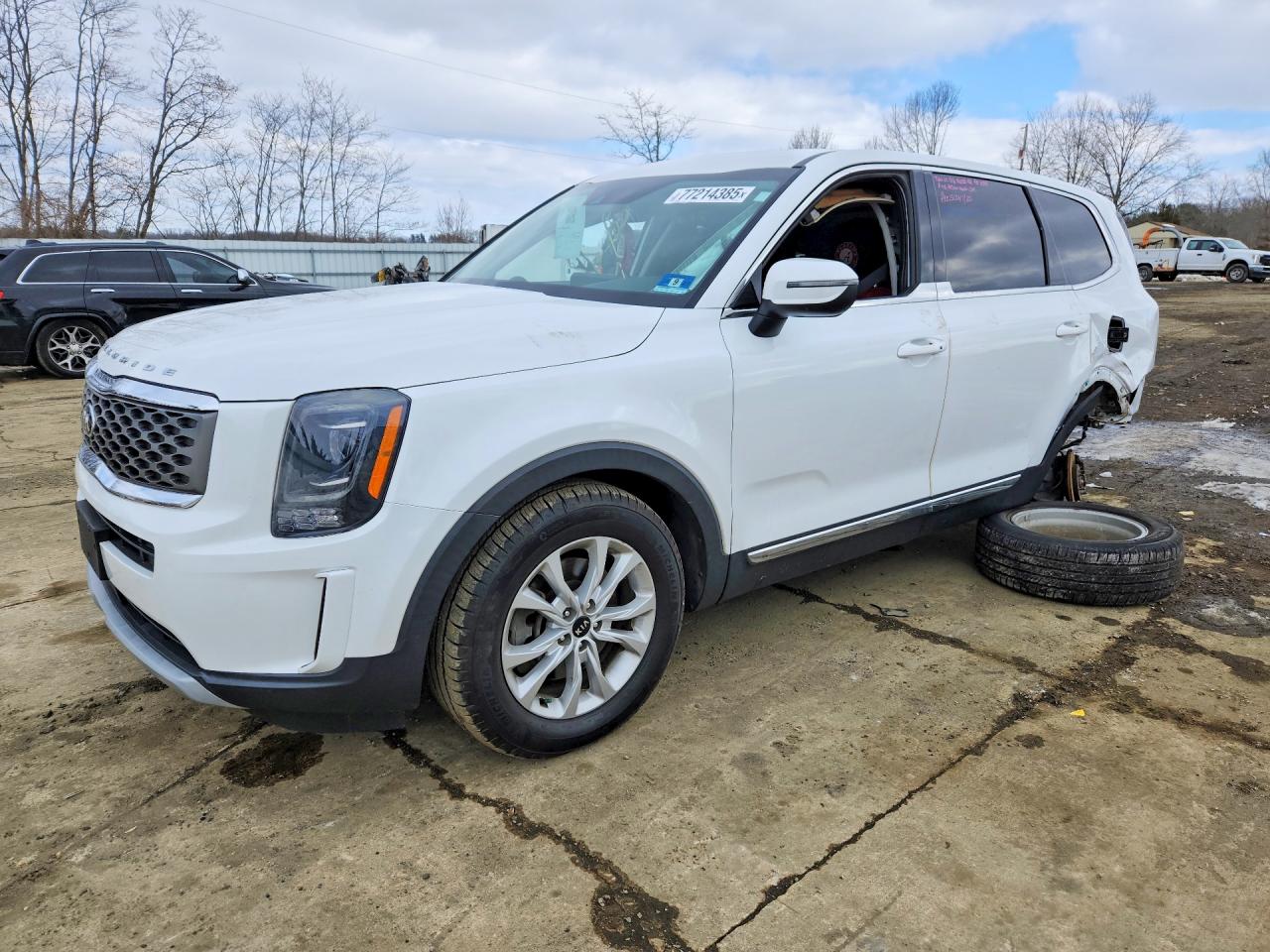 2021 KIA TELLURIDE LX photo 2