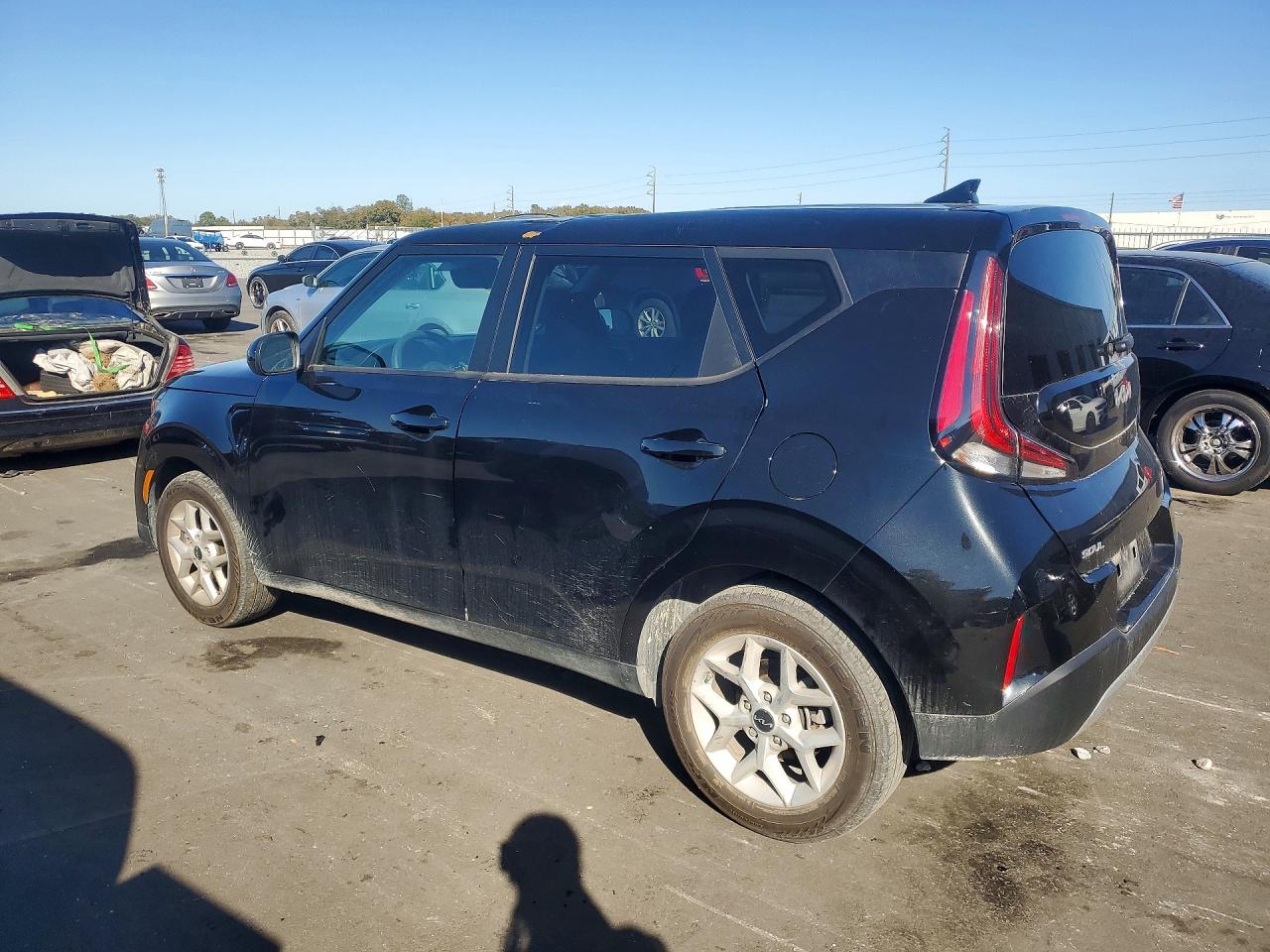 2024 KIA SOUL LX photo 3