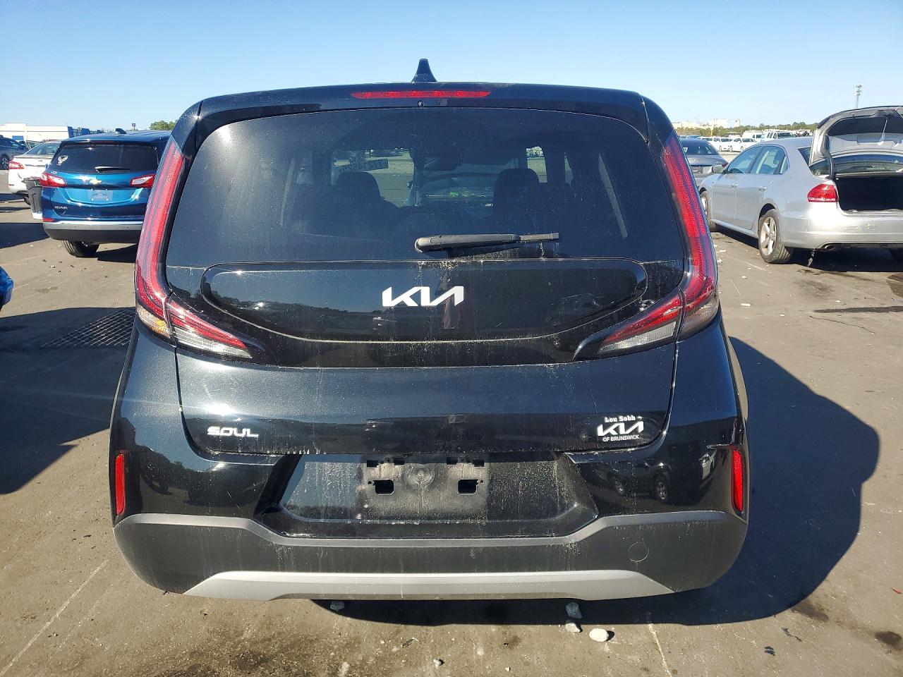 2024 KIA SOUL LX photo 11