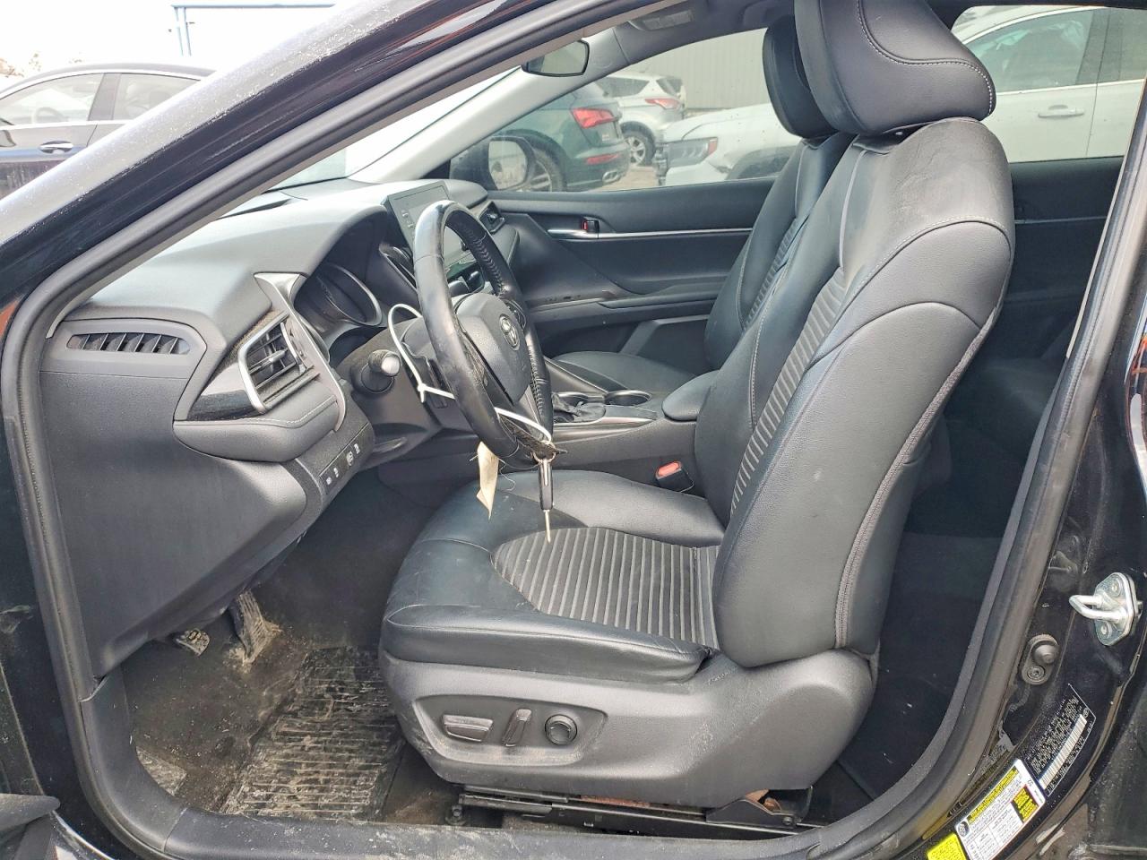 2021 TOYOTA CAMRY SE photo 13