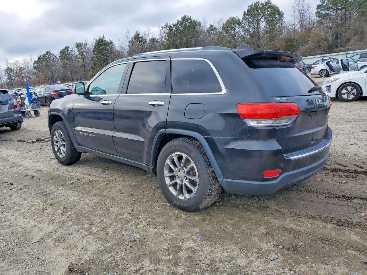 2015 JEEP GRAND CHEROKEE LIMITED photo 3