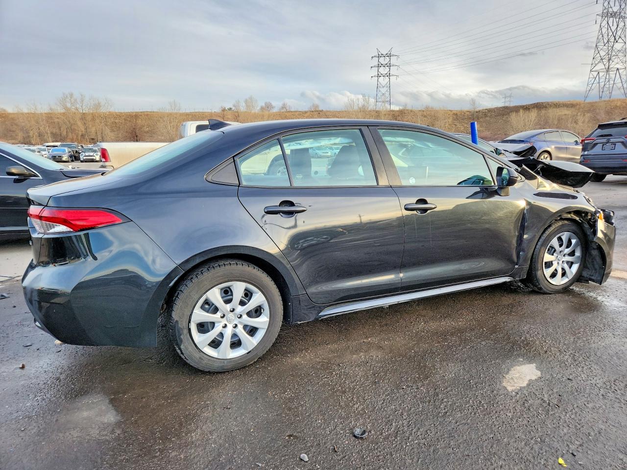 2021 TOYOTA COROLLA LE photo 5
