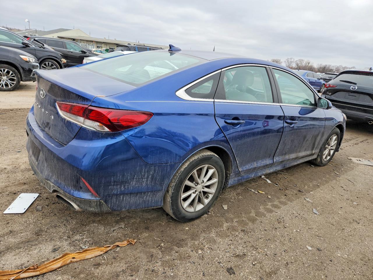 2018 HYUNDAI SONATA SE photo 3
