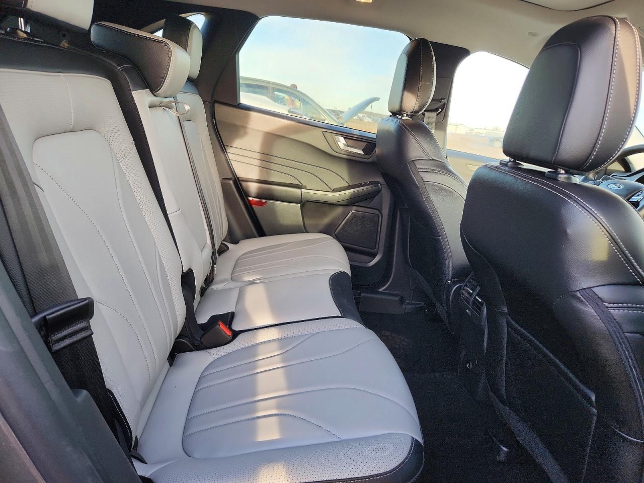2025 FORD ESCAPE photo 11