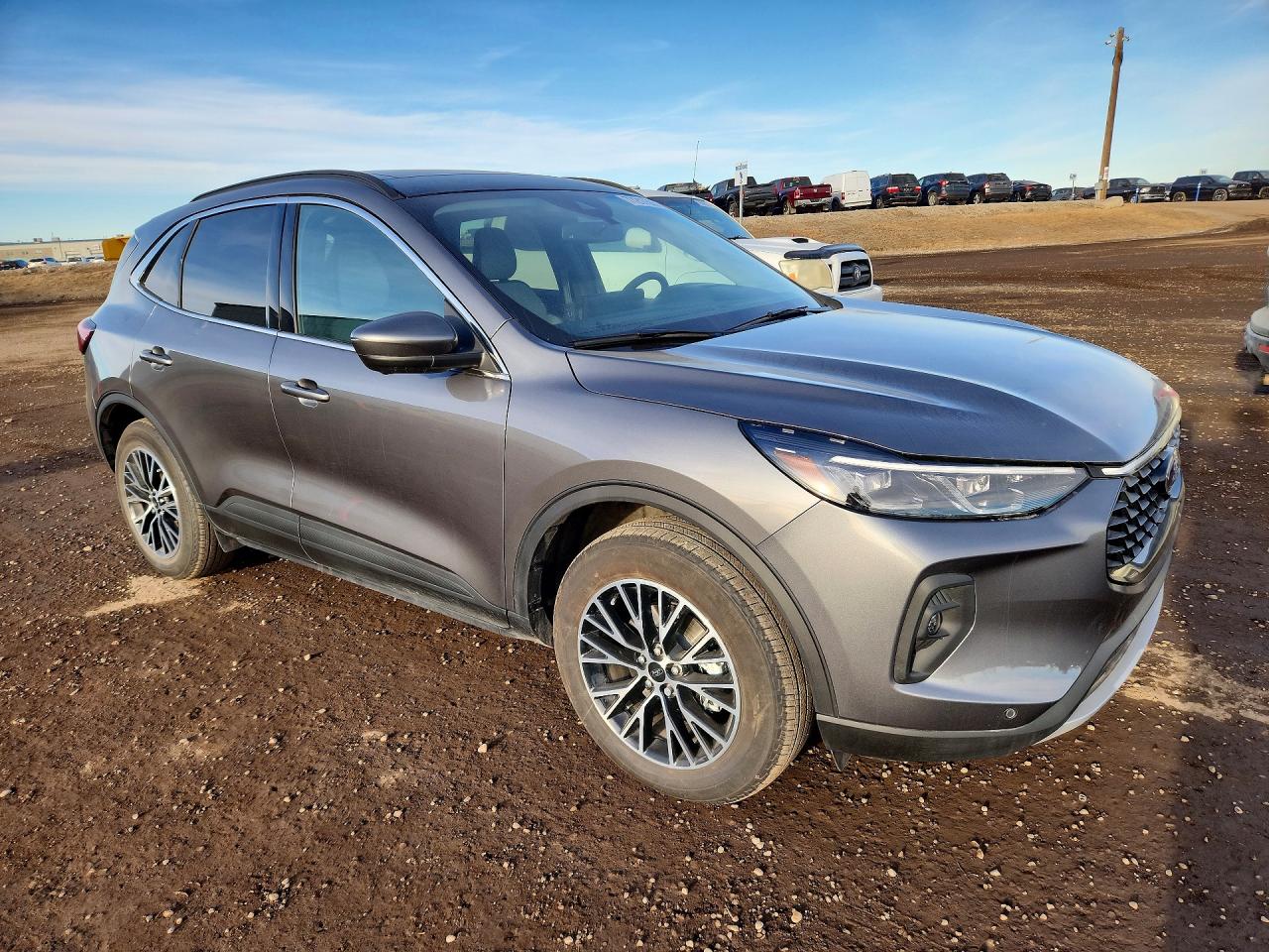 2025 FORD ESCAPE photo 4