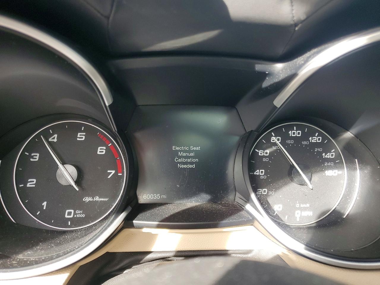 2021 ALFA ROMEO STELVIO TI photo 9