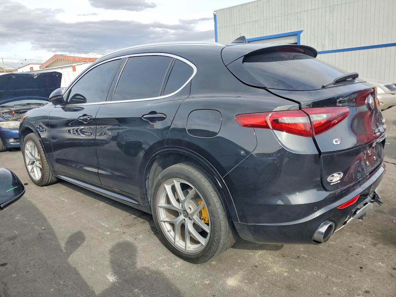 2021 ALFA ROMEO STELVIO TI photo 2