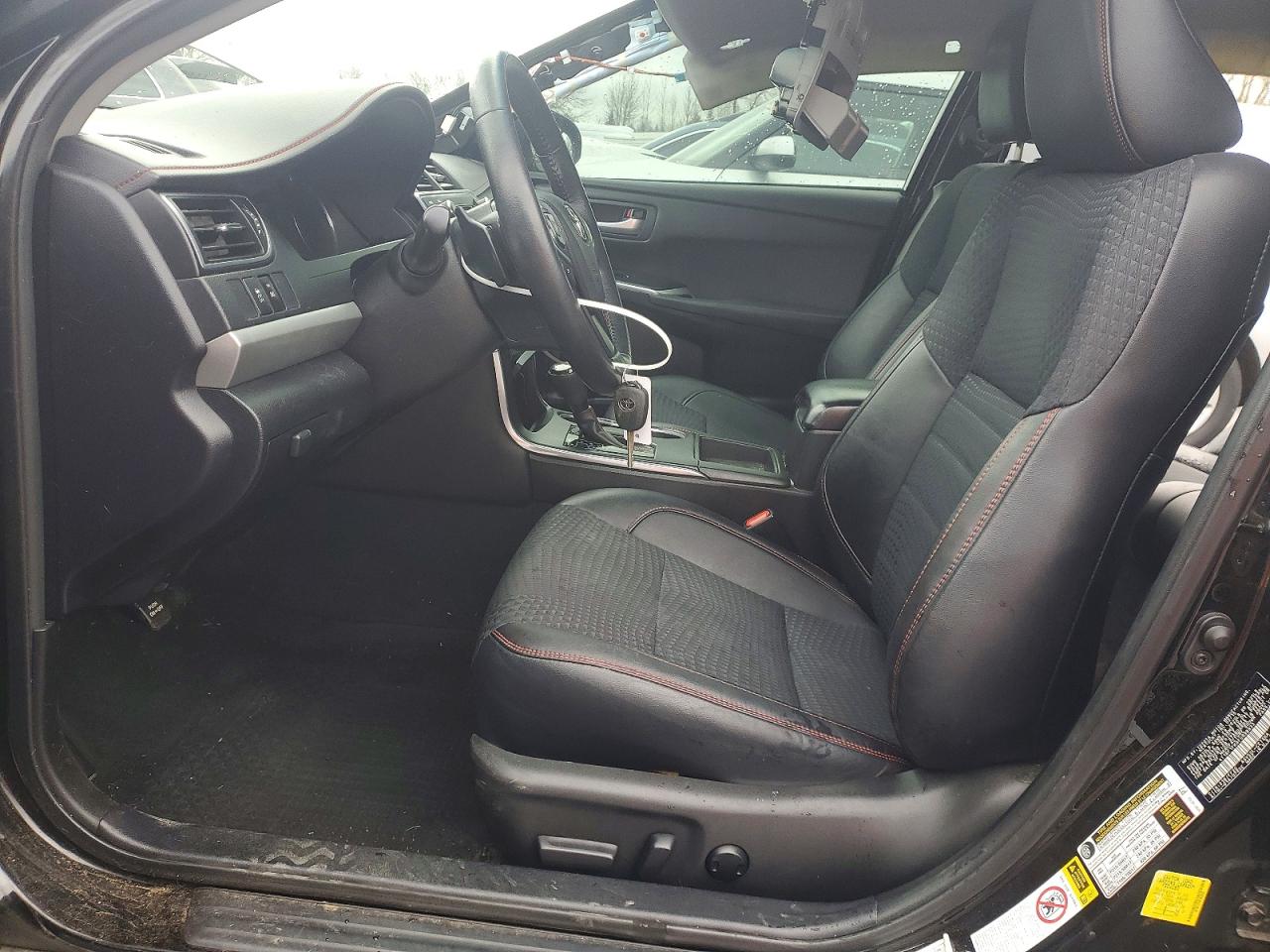 2015 TOYOTA CAMRY photo 19