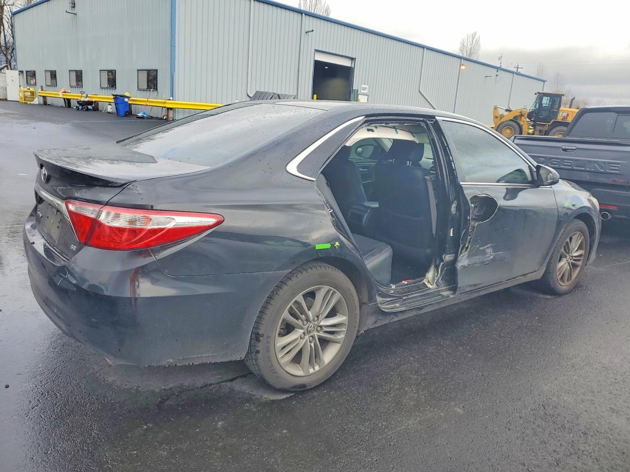 2015 TOYOTA CAMRY photo 7