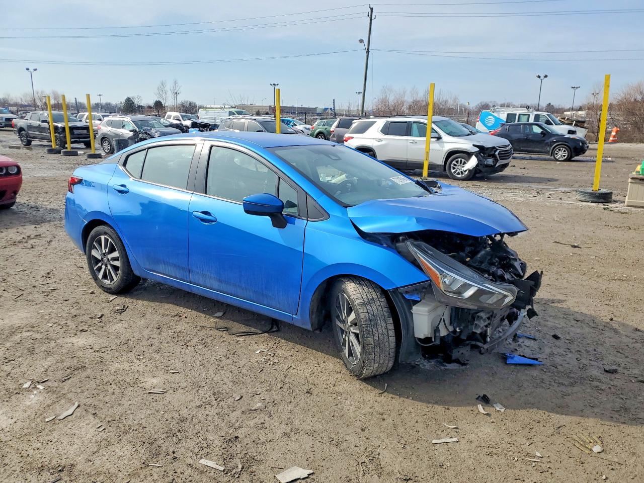 2020 NISSAN VERSA SV photo 4