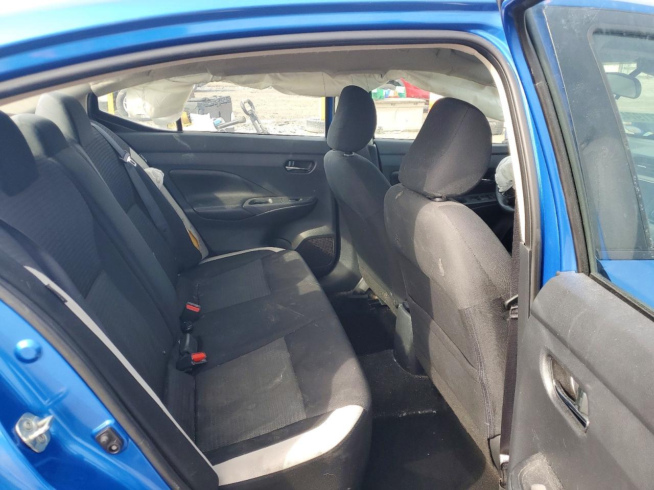 2020 NISSAN VERSA SV photo 10