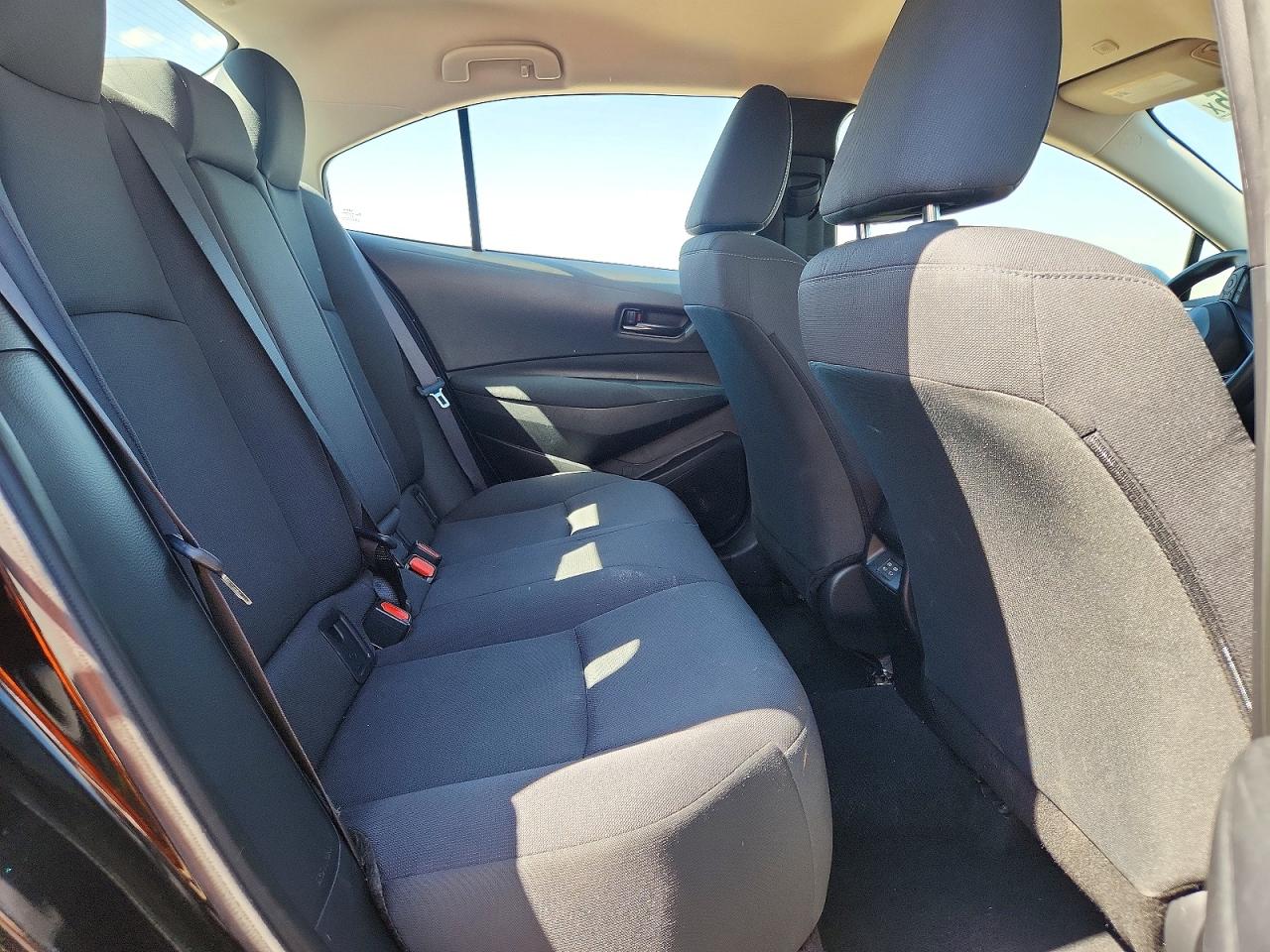2024 TOYOTA COROLLA LE photo 19
