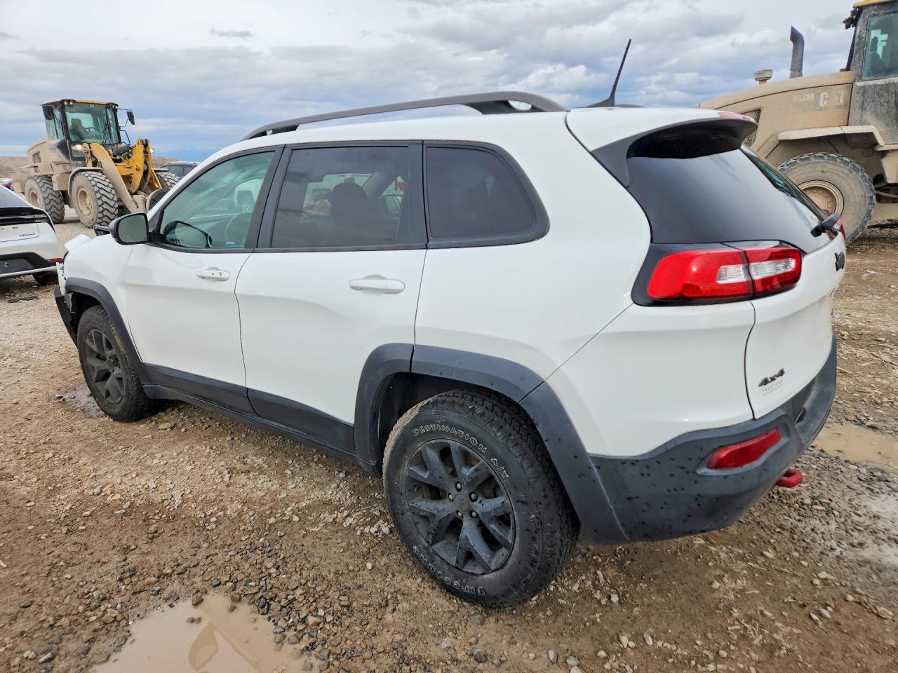 2016 JEEP CHEROKEE TRAILHAWK photo 3